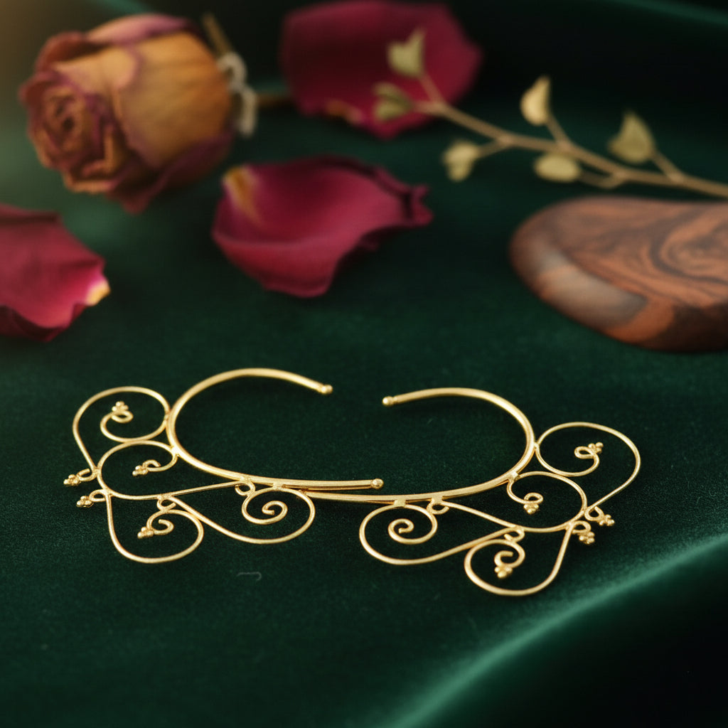 Virelle Scroll Ear Cuff