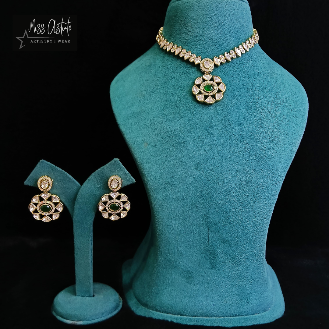 Kundan Jadau Pendant Necklace Set