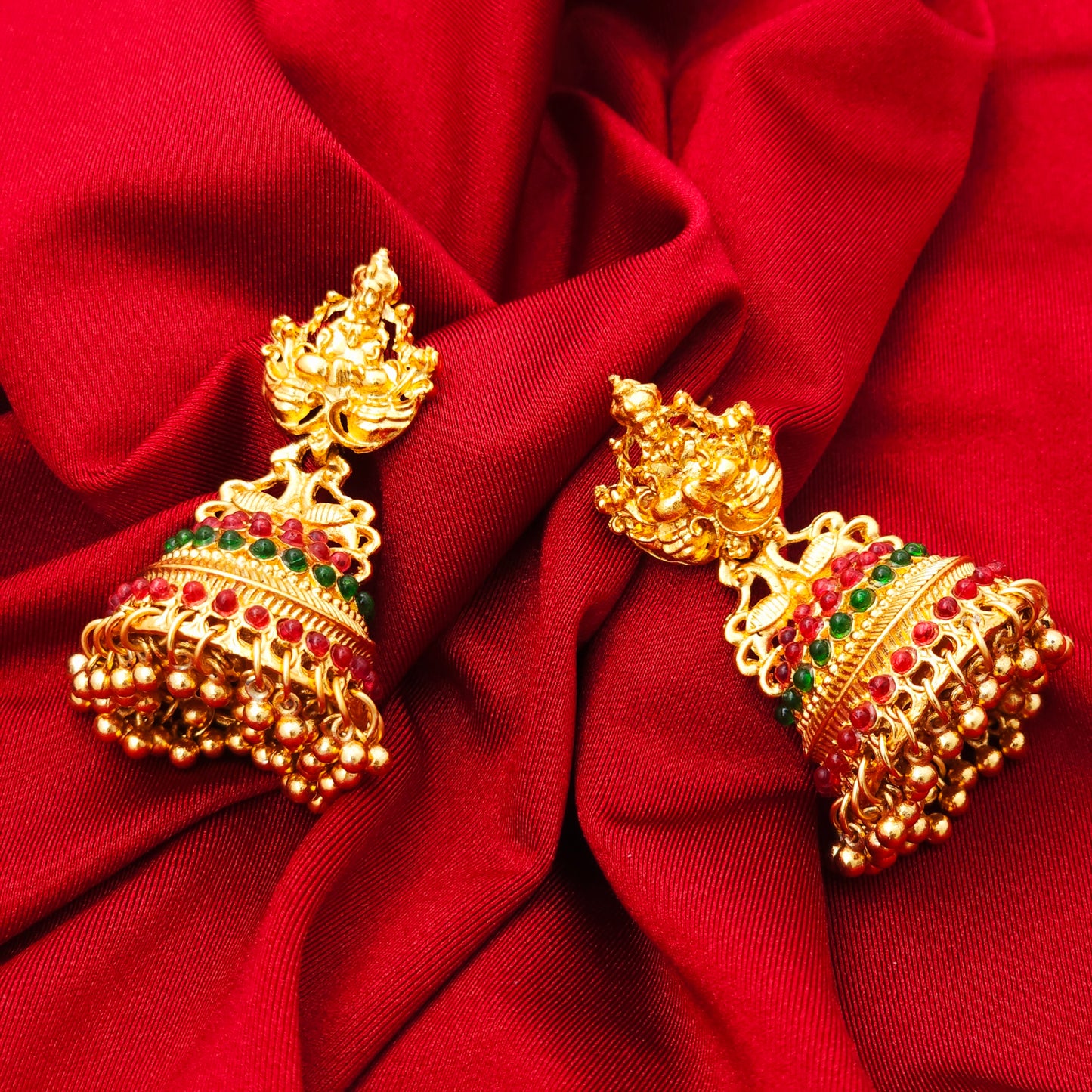 Devi’s Garland