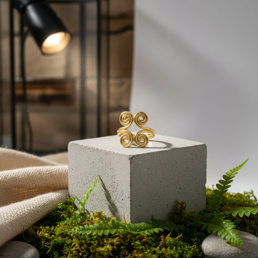 Trinity Swirl Brass Ring