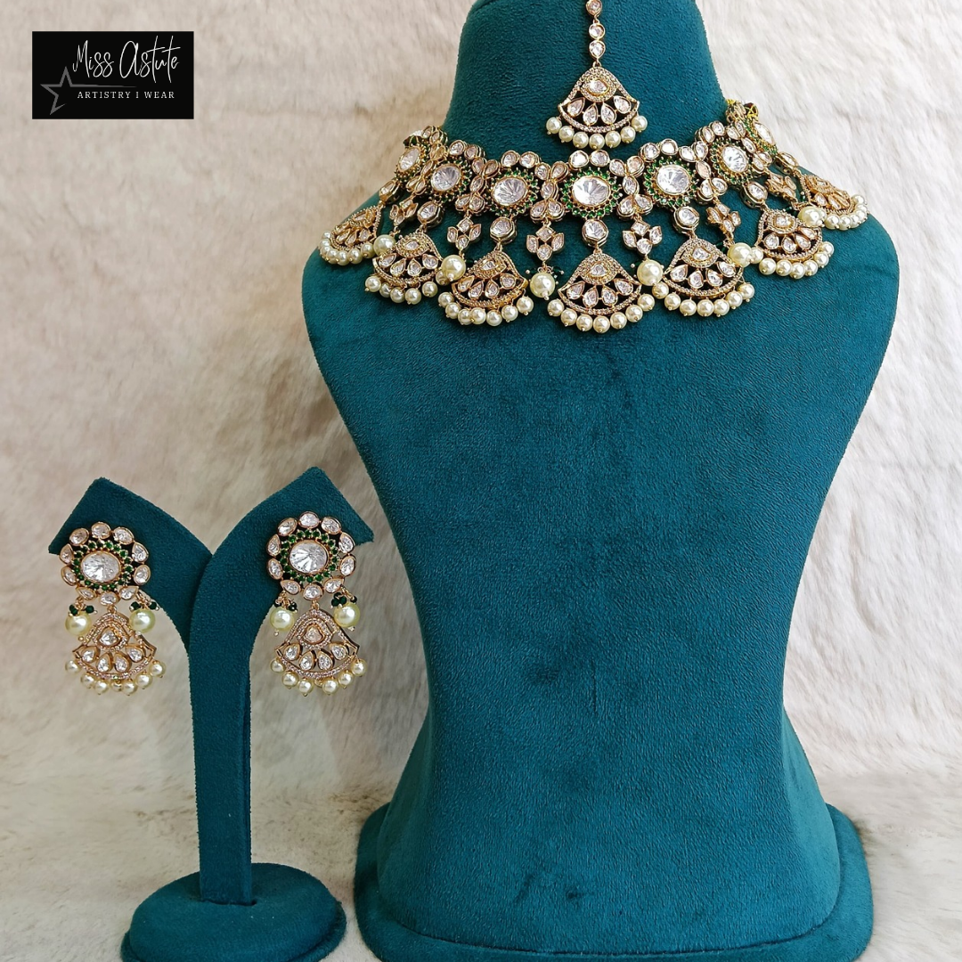 Elegant Kundan Pearl Choker Necklace Set