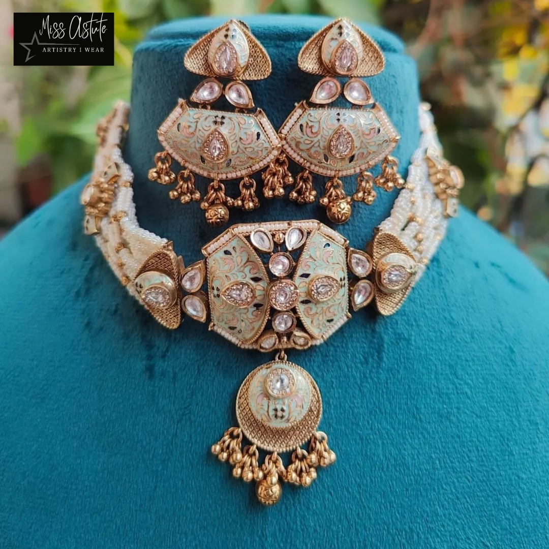 Exquisite Meenakari Choker Necklace Set with Kundan and Pearl Detailing