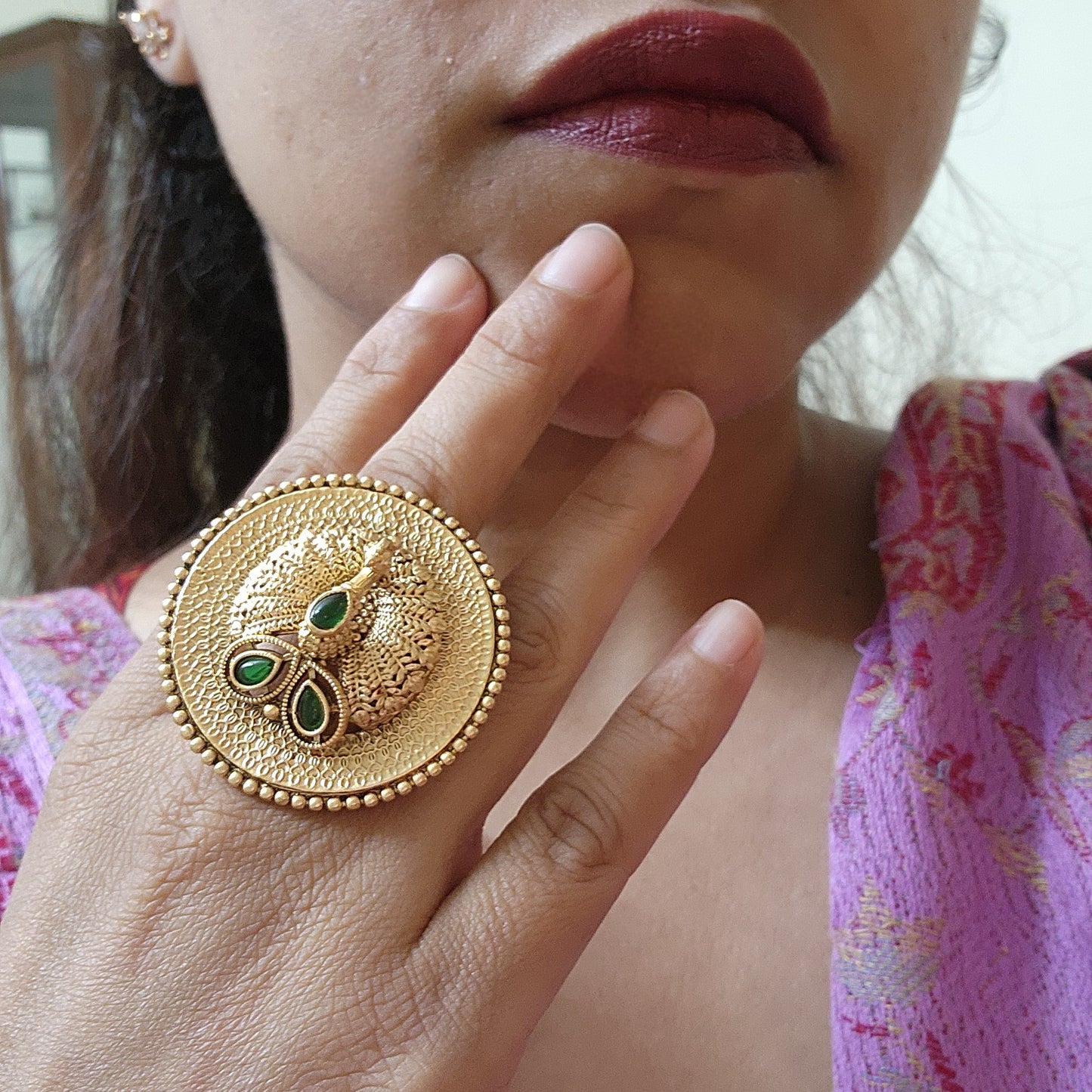 Gold-Plated Peacock Feather Finger Ring with Green Glass Stones