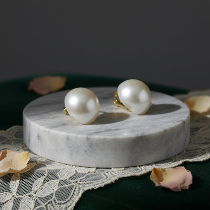 Noor Clip-On Pearl Earrings