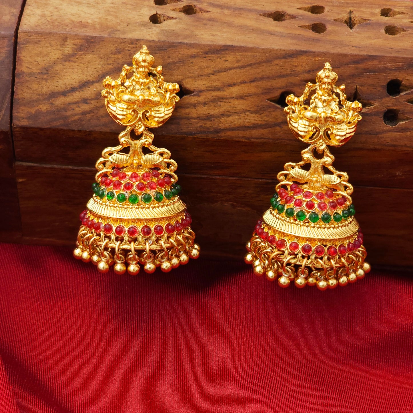 Devi’s Garland