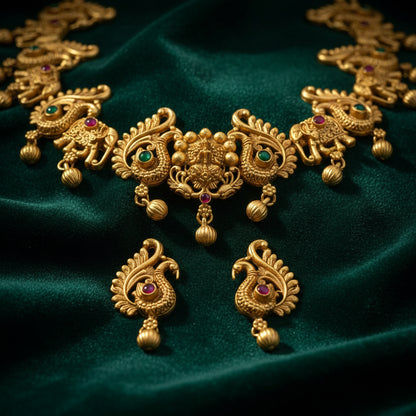 Rajvi Heritage Necklace Set