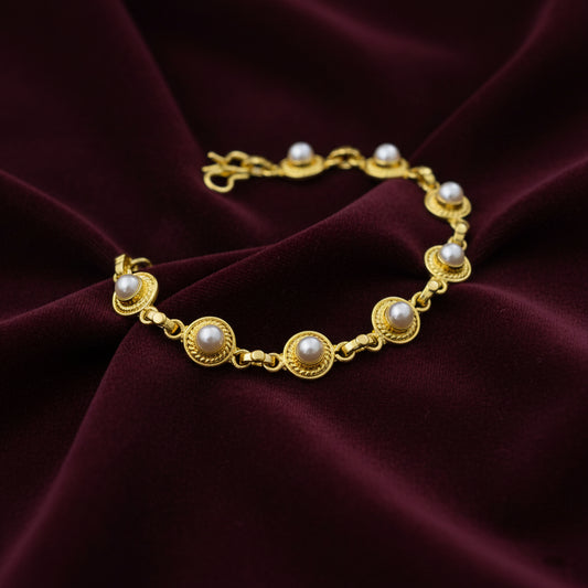Regal Heritage Pearl Bracelet