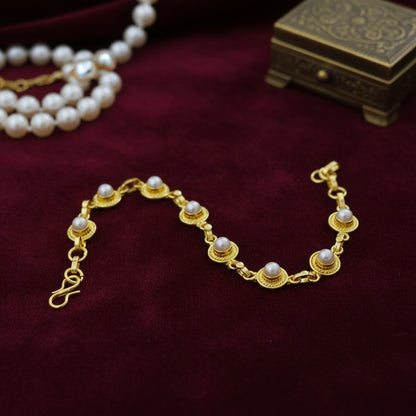 Regal Heritage Pearl Bracelet