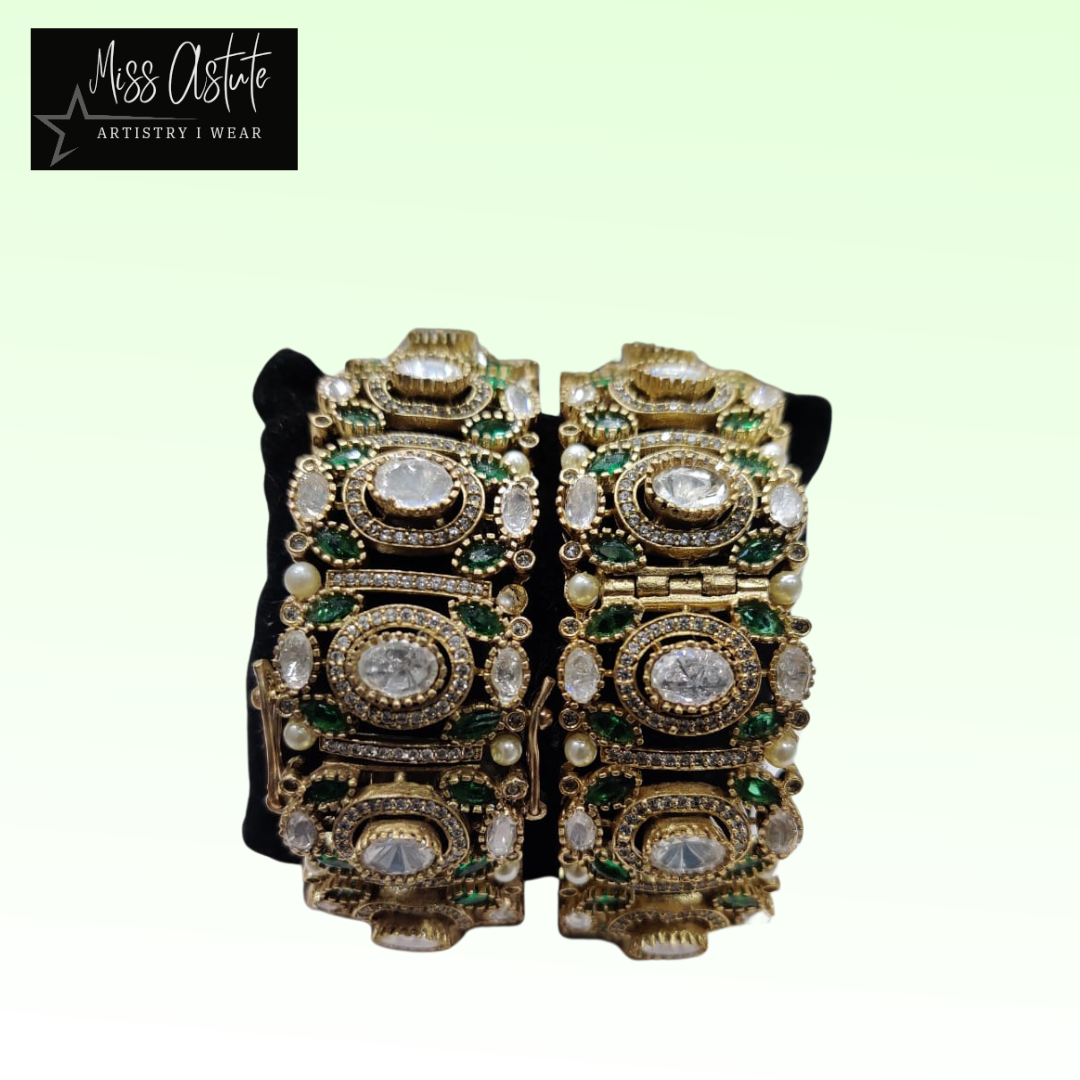 Exquisite Kundan Bangles with Polki Stones and Meenakari Detailing