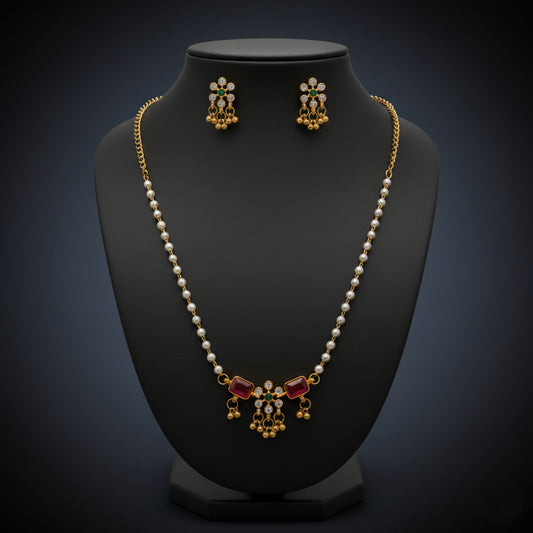 Mohini Pearl Charm Necklace Set