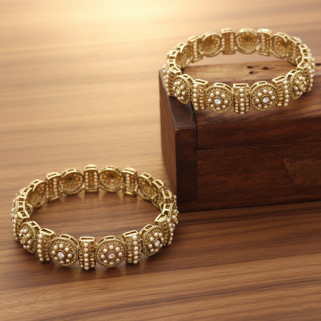 Aaradhya Antique Pearl Alloy Bangles