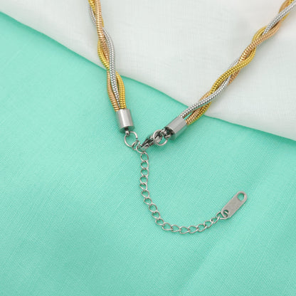 Trio Tangle – Three-Tone Twisted Elegance Chain