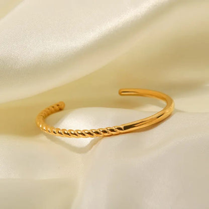 Twist & Shine Open Bangle