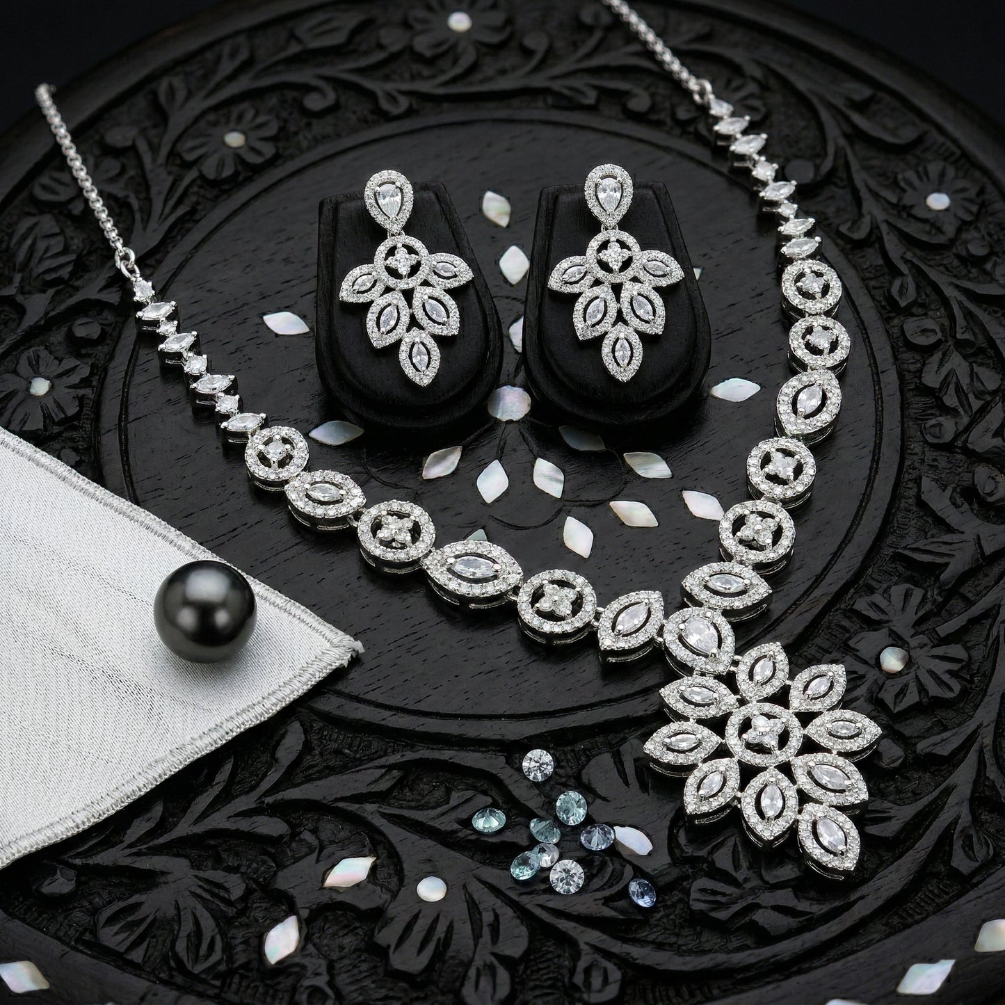 Royal Blossom Pendant Necklace Set