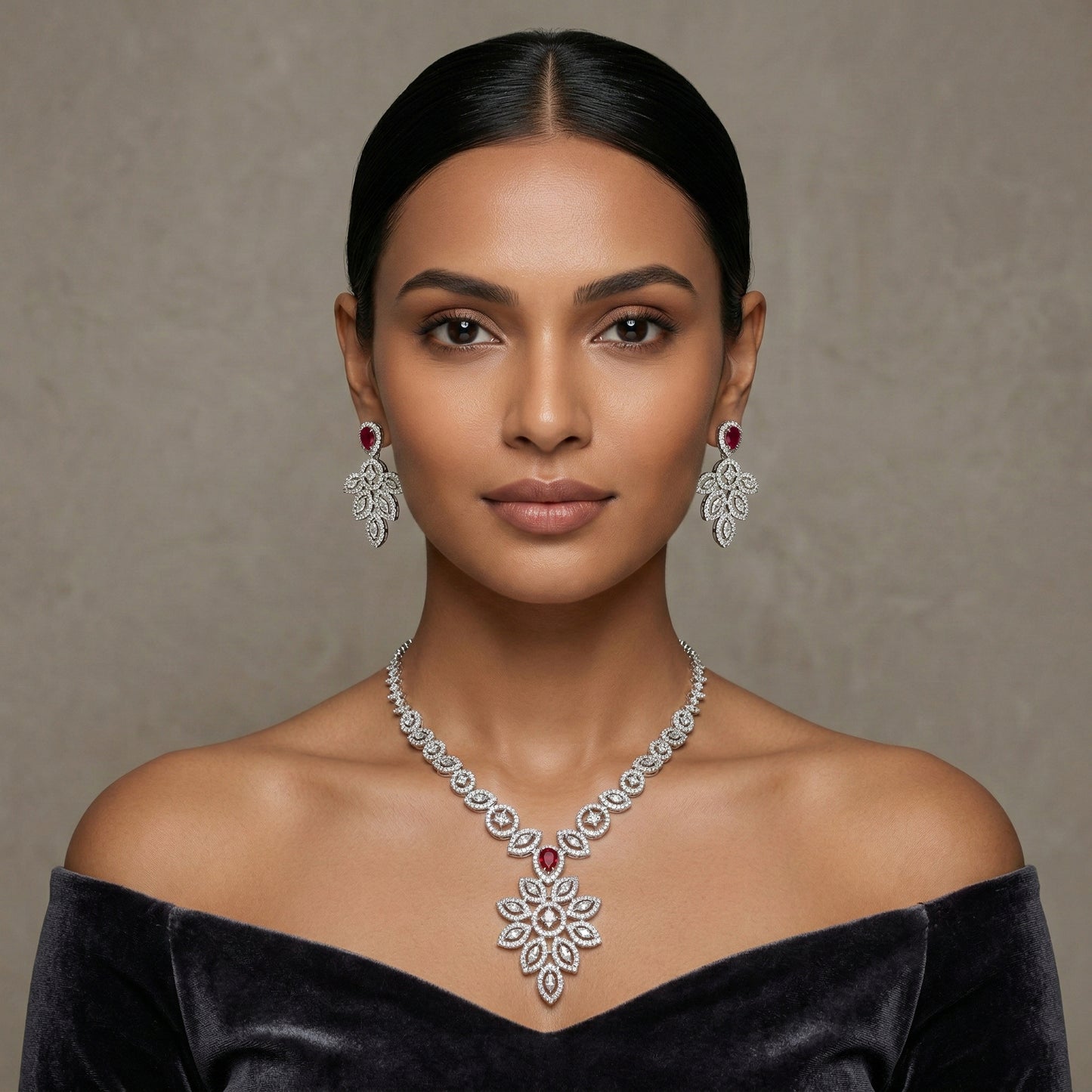 Royal Blossom Pendant Necklace Set