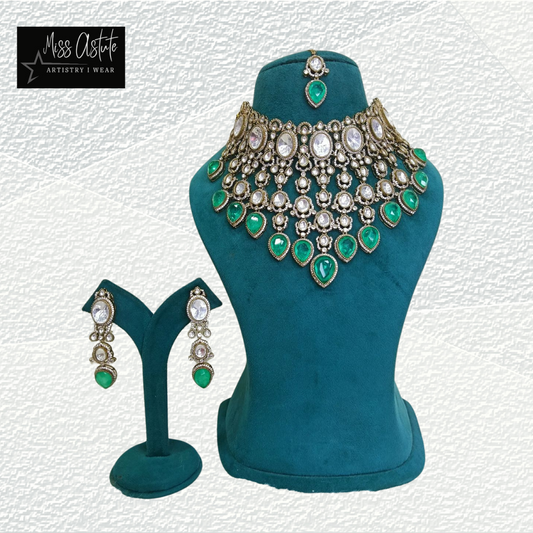 Emerald Green and Kundan Bridal Necklace Set