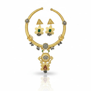Antique Lotus Hasli Necklace