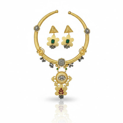 Antique Lotus Hasli Necklace