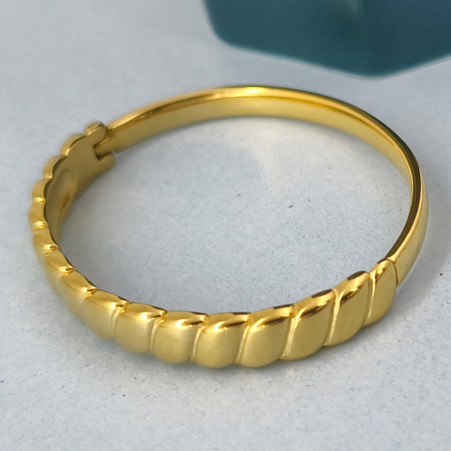 Golden Ridge Bracelet