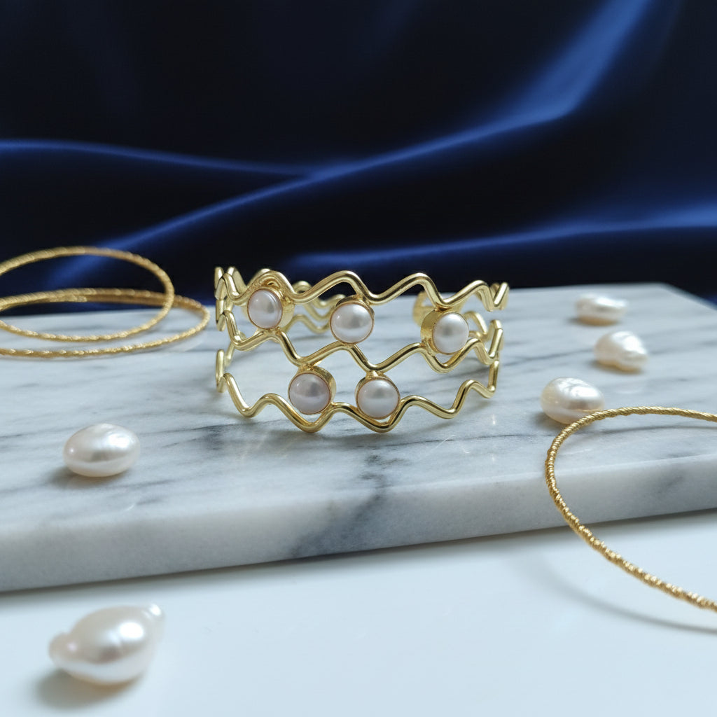 Pearl Current Statement Bracelet