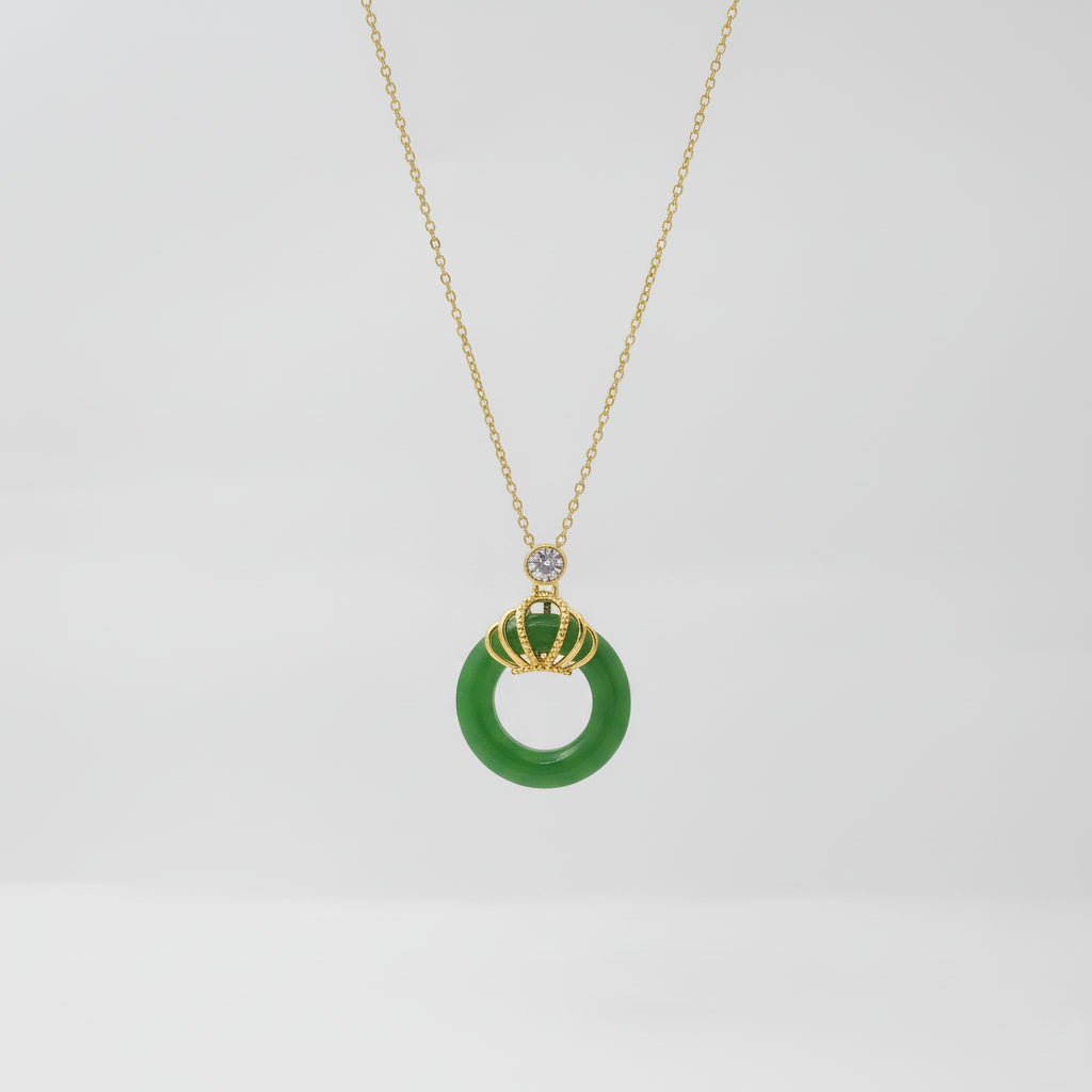Emerald Halo – Jade Crown Pendant Necklace