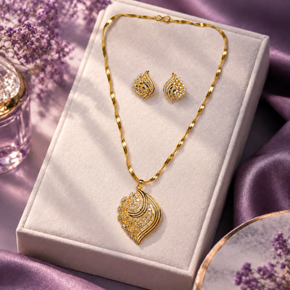 Panna Lata Leaf Swirl Pendant Set with Matching Earrings
