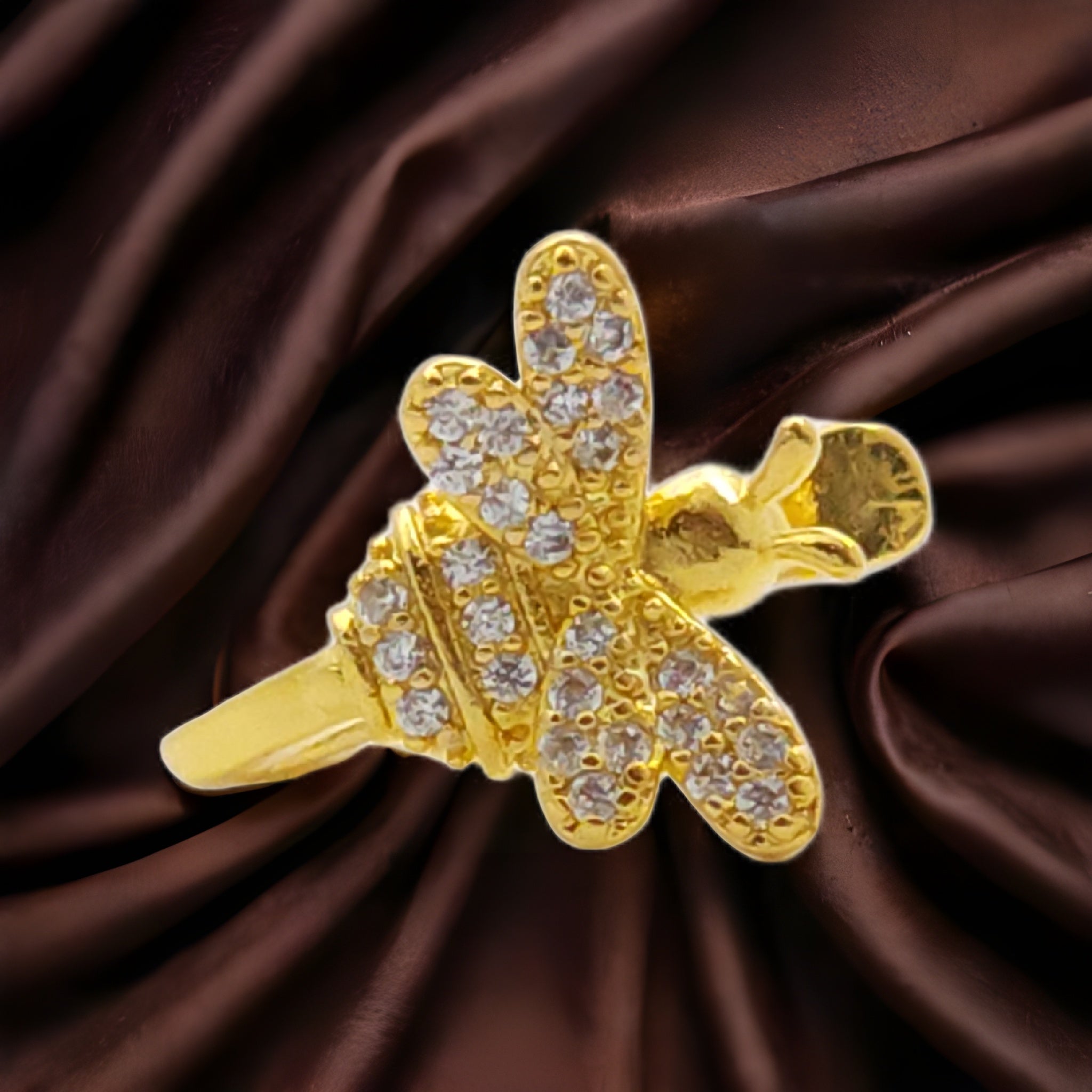 Buzz Babe Clip-On (Single Earring)