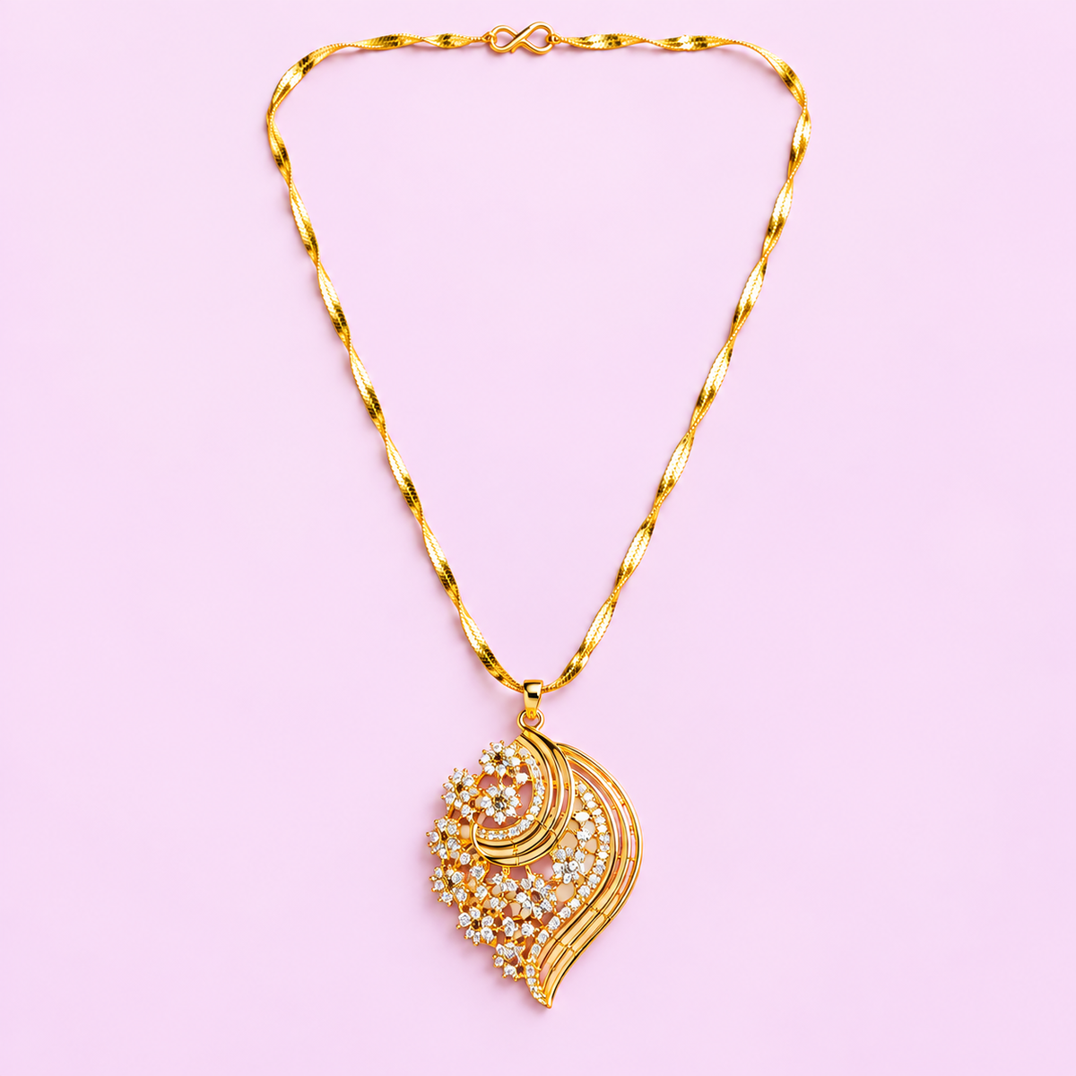 Panna Lata Leaf Swirl Pendant Set with Matching Earrings