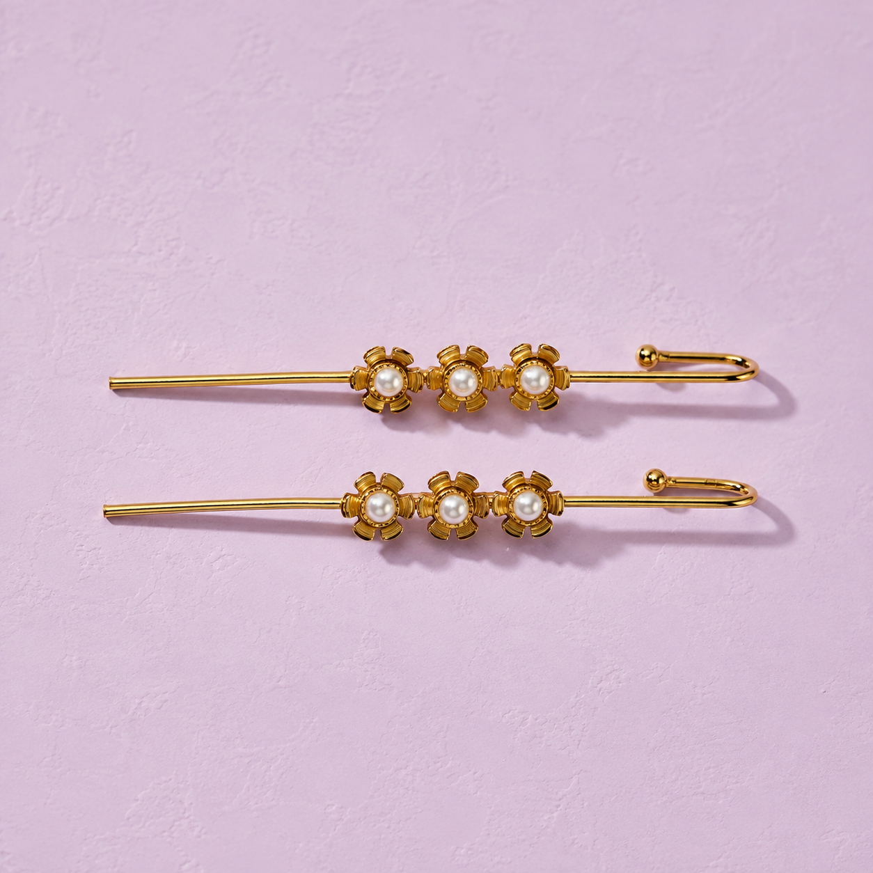 Perline Pearl Ear Crawler Cuff Earrings