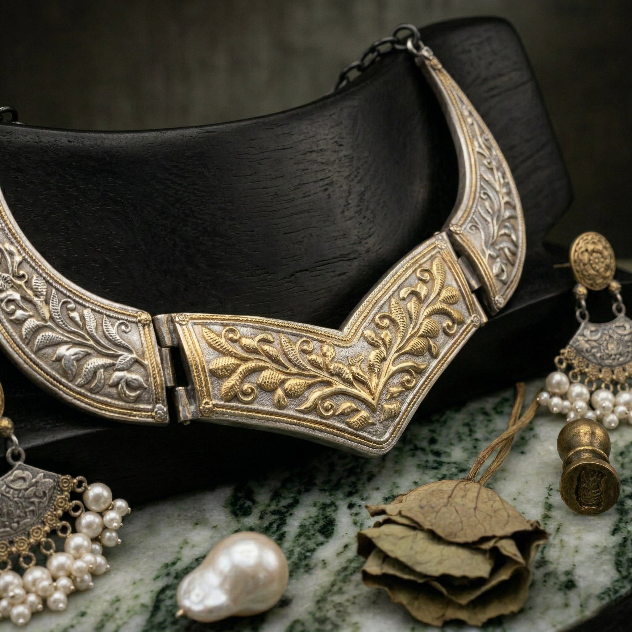 Heritage Dual-Tone Antique Finish Statement Necklace Set