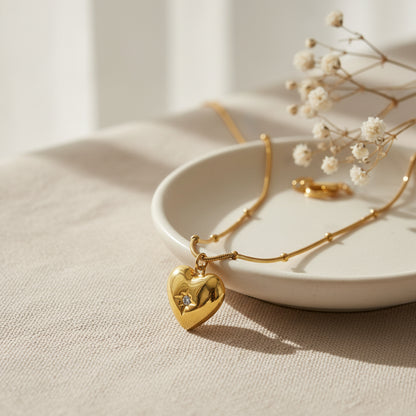 Heartlight – Gold Heart Pendant Necklace