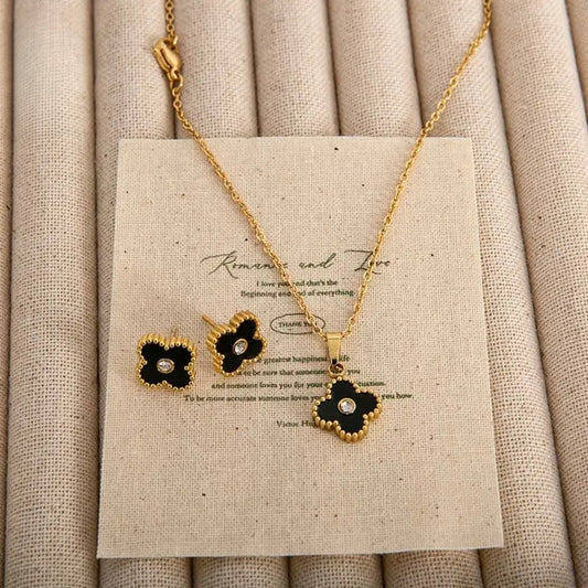 Noir Clover Charm Necklace Set
