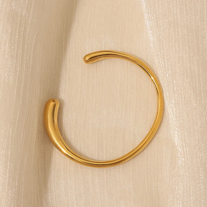 Classic Open Bangle